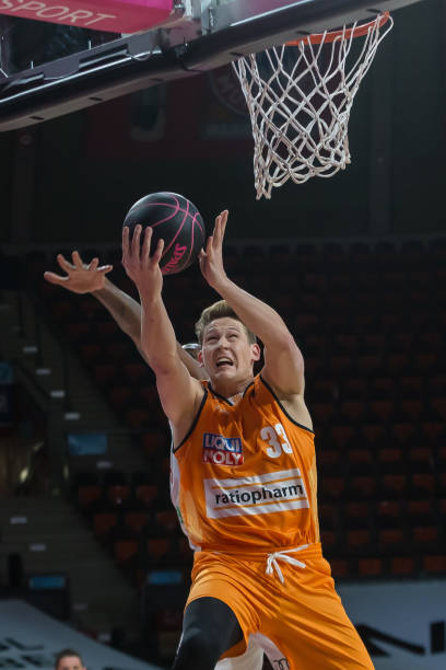 更加活跃 更加活跃