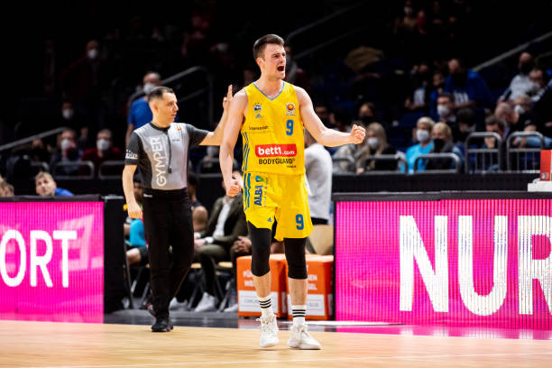 拦截动作 拦截动作