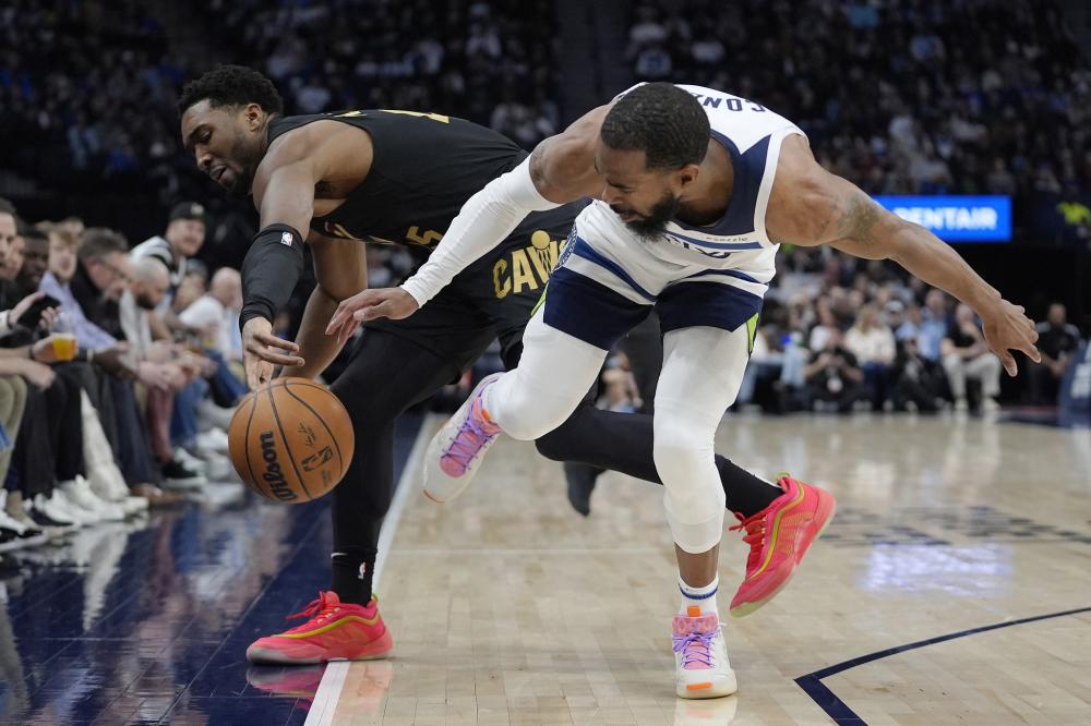 前锋瓦尔迪 前锋瓦尔迪