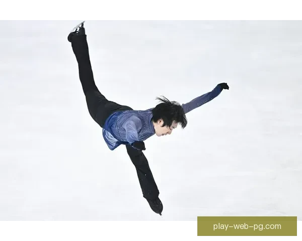 全国滑冰锦标赛：冰上飞舞，梦想启航