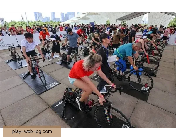 极限挑战：铁人三项邀请赛探险赛